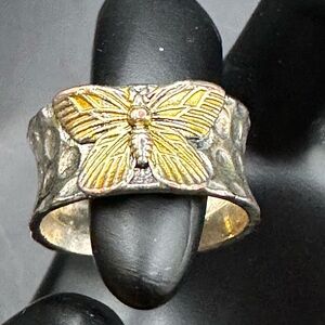Elegant Silver and Gold Butterfly Ring